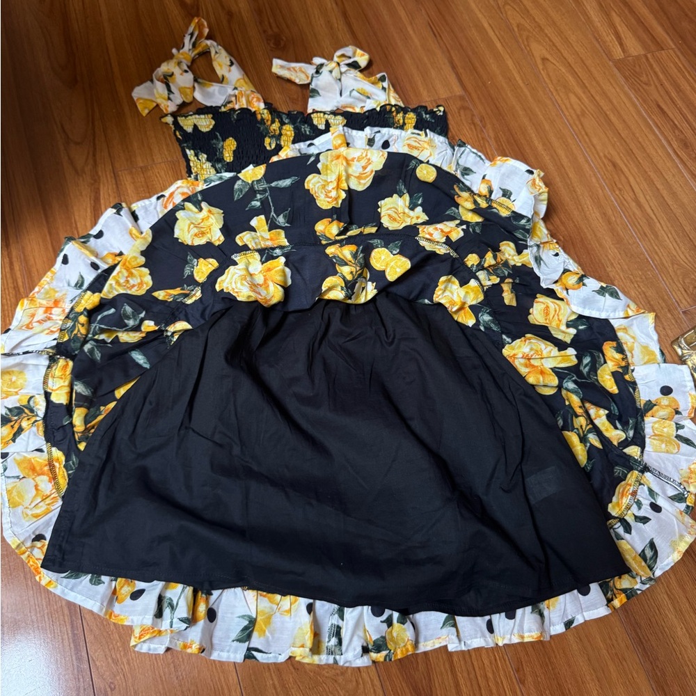River Island Floral Dress - Picture 12 of 14